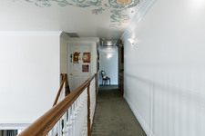 Enlarge photo 42