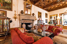 Enlarge photo 22