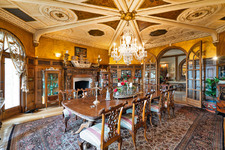 Enlarge photo 44