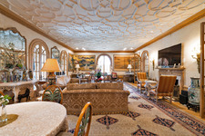 Enlarge photo 48