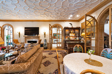 Enlarge photo 49