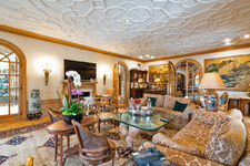 Enlarge photo 54