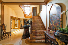 Enlarge photo 69