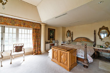 Enlarge photo 84