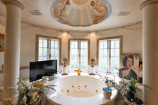 Enlarge photo 91
