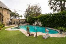 Enlarge photo 145