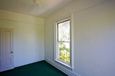 Enlarge photo 86