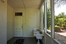 Enlarge photo 105