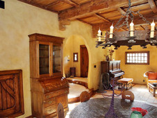 Enlarge photo 22