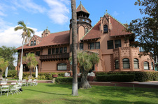 Doheny Mansion