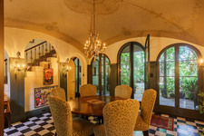 Enlarge photo 25