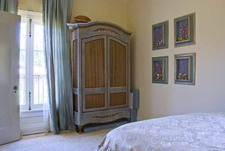 Enlarge photo 92
