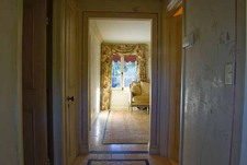 Enlarge photo 118