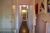 Enlarge photo 106