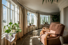 Enlarge photo 44