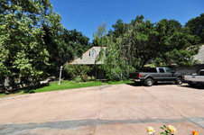 Enlarge photo 122