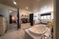 Enlarge photo 54