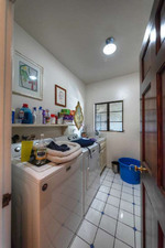 Enlarge photo 117