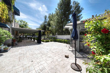 Enlarge photo 122