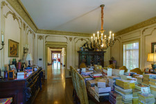 Enlarge photo 37