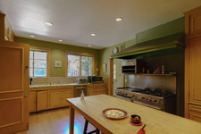 Enlarge photo 46