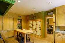 Enlarge photo 48