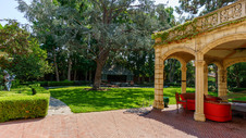 Enlarge photo 54