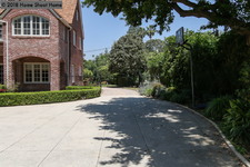 Enlarge photo 130