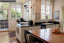 Enlarge photo 27