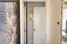 Enlarge photo 49