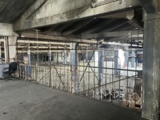 Enlarge photo 69