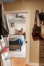 Enlarge photo 18