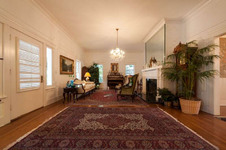 Enlarge photo 12
