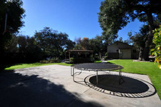 Enlarge photo 11
