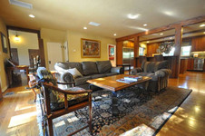 Enlarge photo 33
