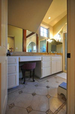 Enlarge photo 56