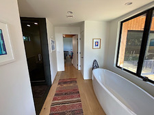 Enlarge photo 59