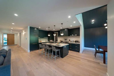 Enlarge photo 22