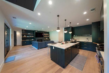 Enlarge photo 26