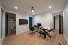 Enlarge photo 28