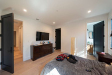 Enlarge photo 43