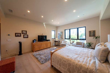 Enlarge photo 50