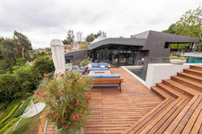 Enlarge photo 102