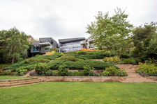 Enlarge photo 122