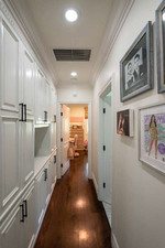 Enlarge photo 33