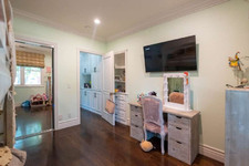 Enlarge photo 40