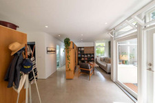Enlarge photo 25