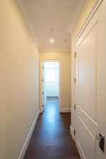 Enlarge photo 36