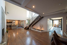 Enlarge photo 47