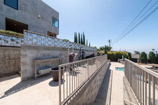 Enlarge photo 96
